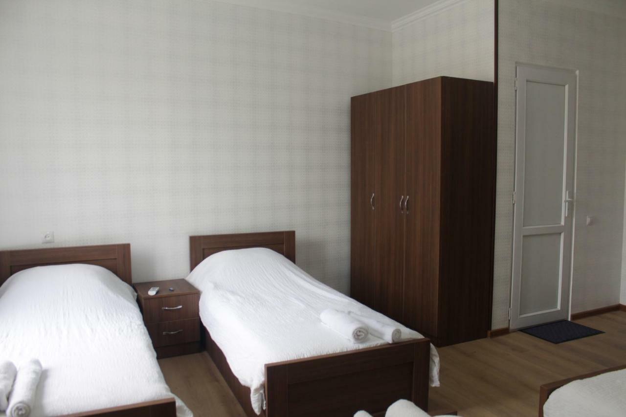 Hotel Bagration à Gori Extérieur photo