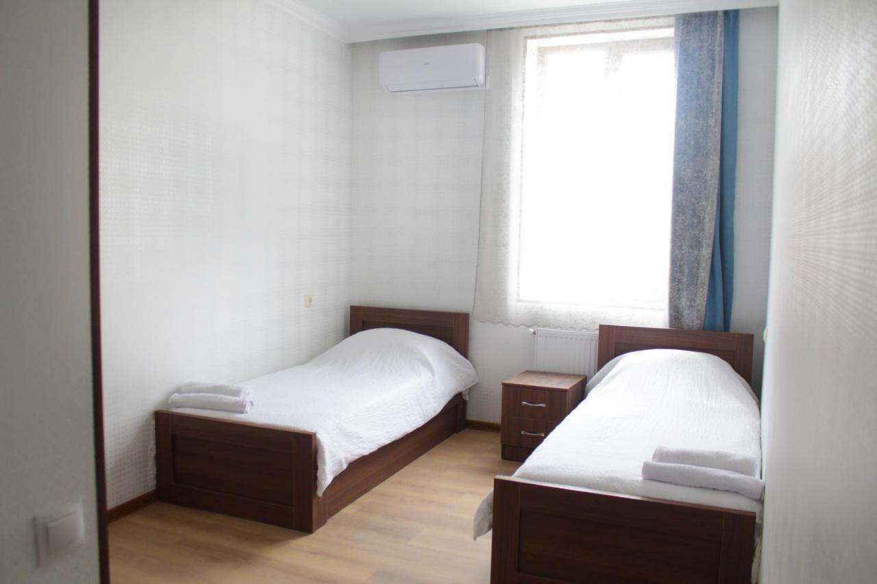 Hotel Bagration à Gori Extérieur photo